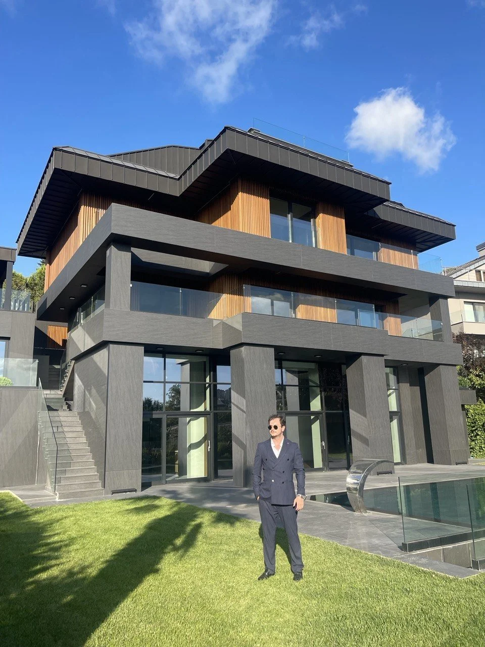 LUXURY VILLAS LUXURY VILLAS